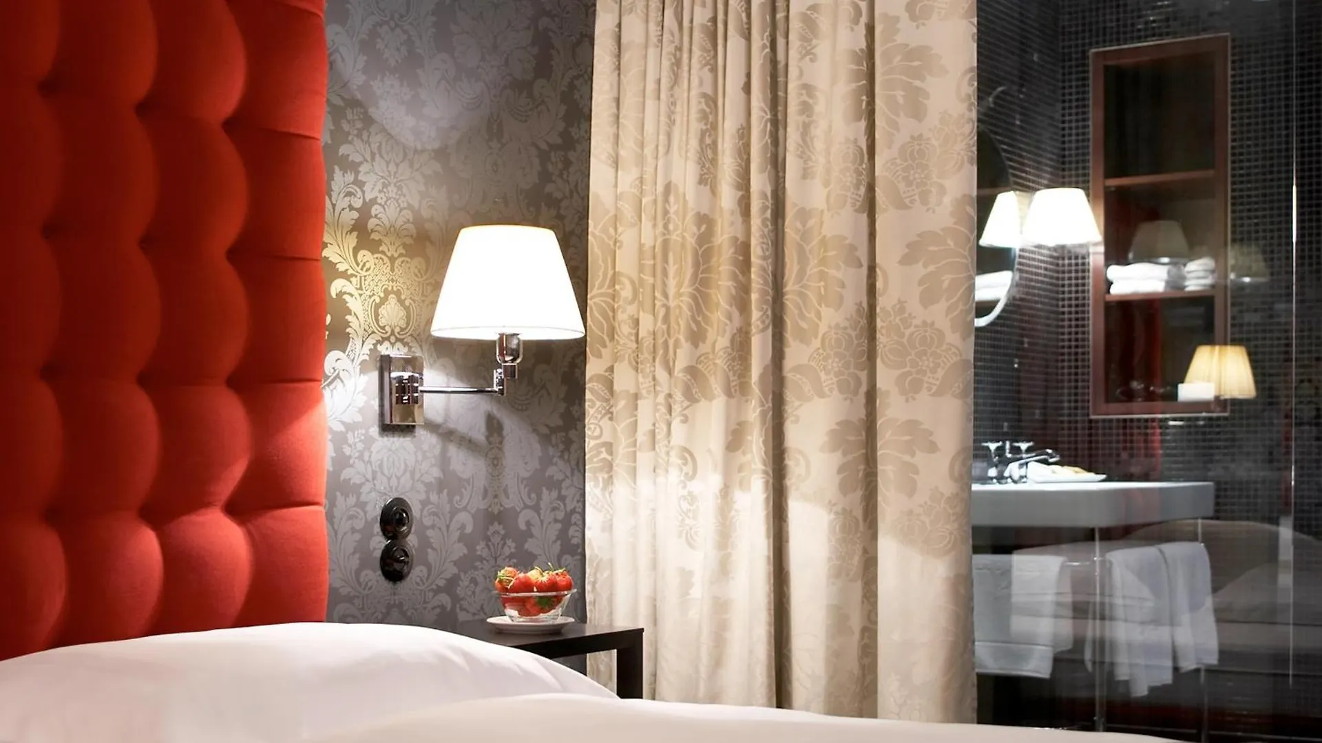 Small Luxury Hotel Altstadt Вена 4*,