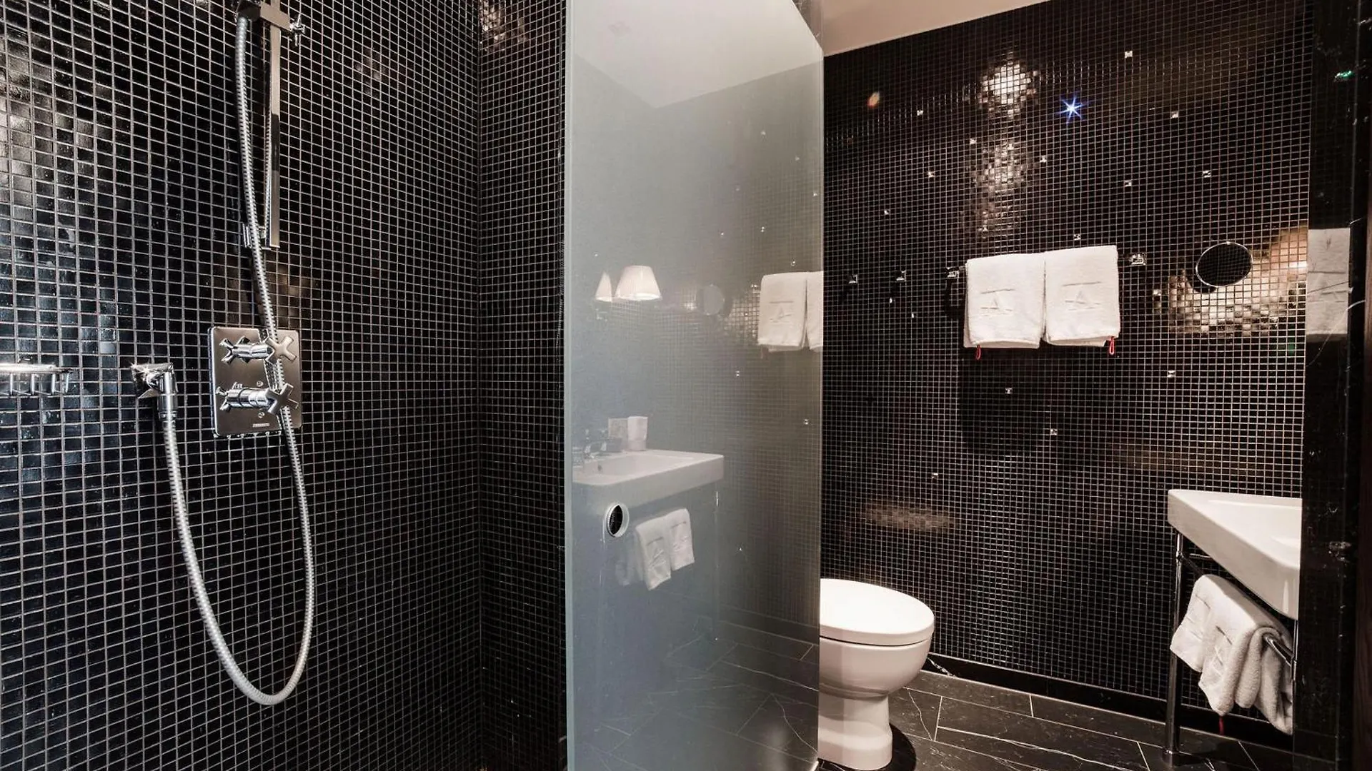 Small Luxury Hotel Altstadt Вена