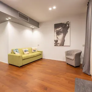 https://broletto-boutique-city-centre.it-lombardy.com