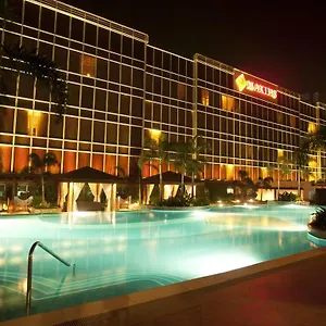 מלון Maxims Hotel מנילה