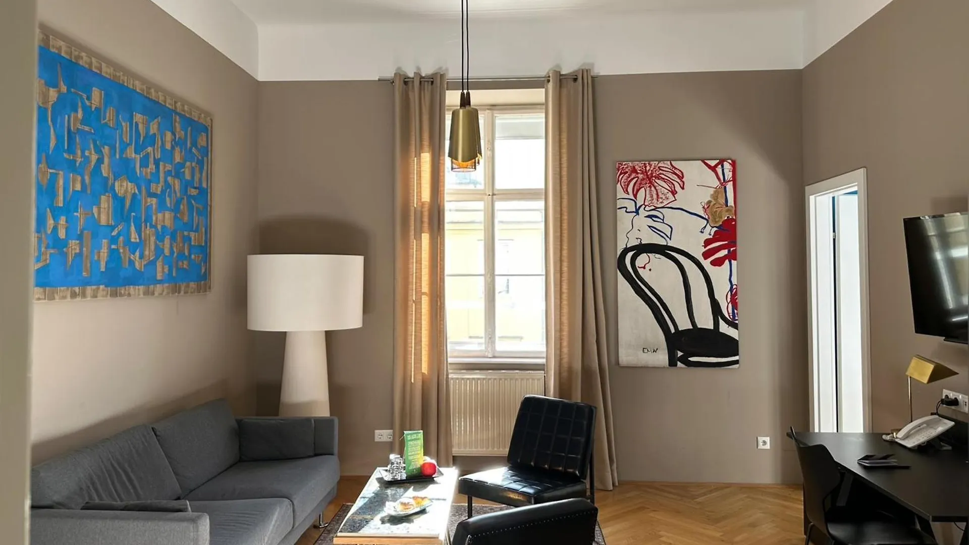 Small Luxury Hotel Altstadt Viena 4*,